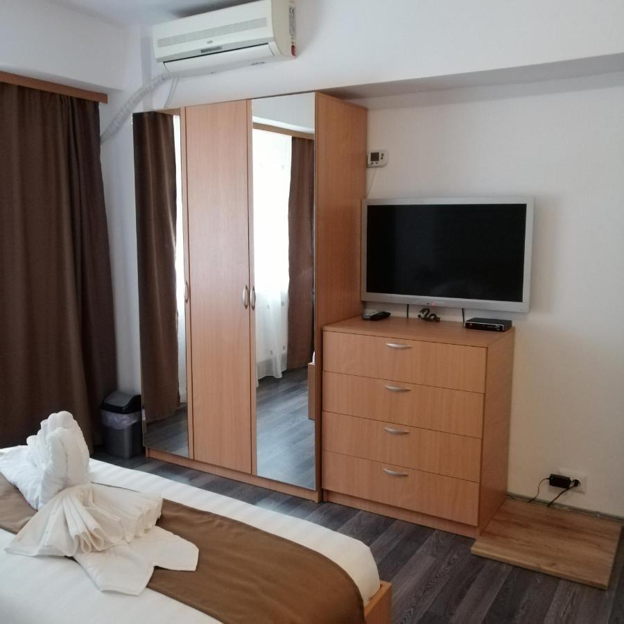 Karla Residence / Greta Residence Resicabánya Kültér fotó